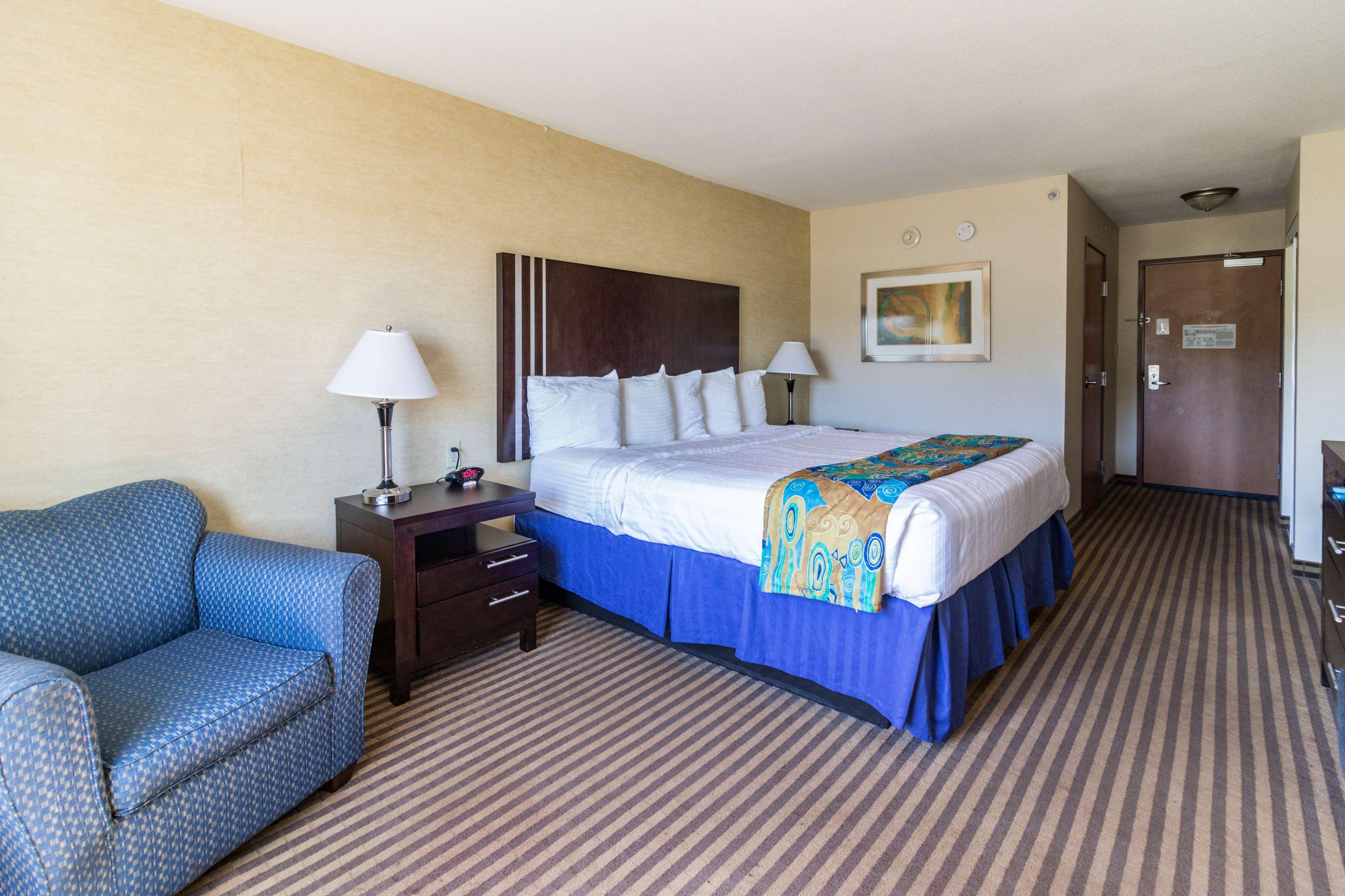 פורטייג' Rodeway Inn מראה חיצוני תמונה