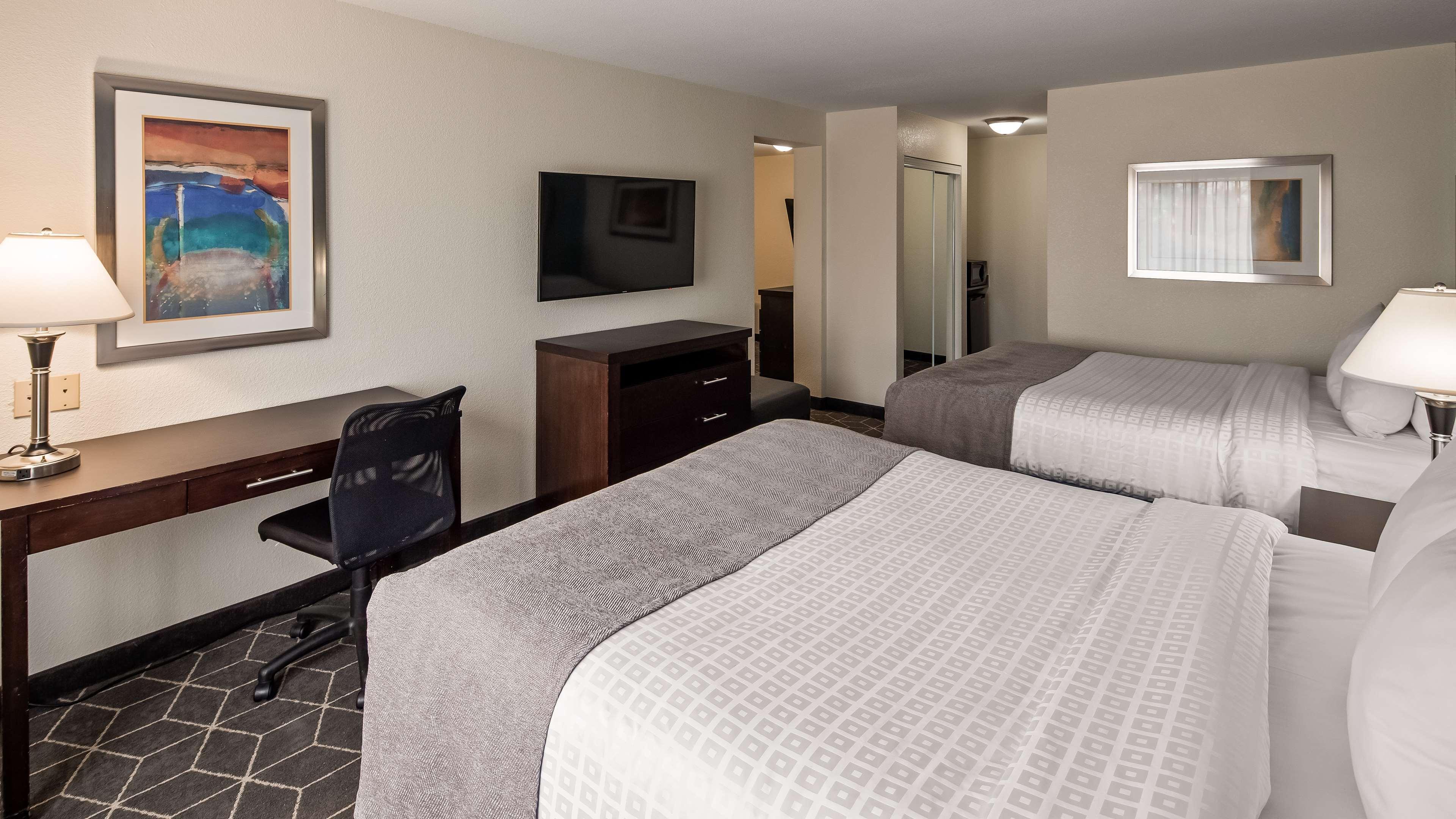 פורטייג' Rodeway Inn מראה חיצוני תמונה