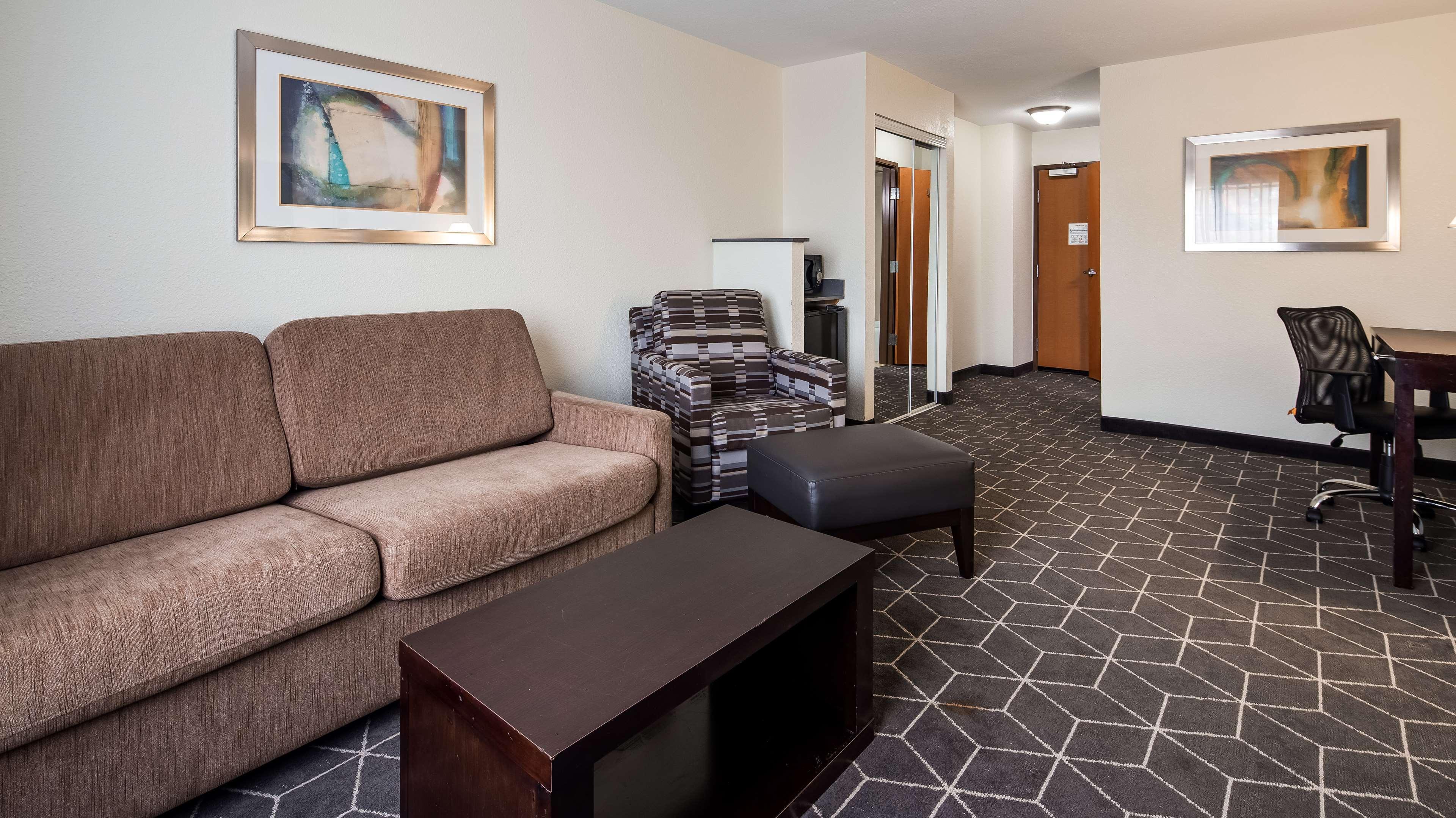 פורטייג' Rodeway Inn מראה חיצוני תמונה
