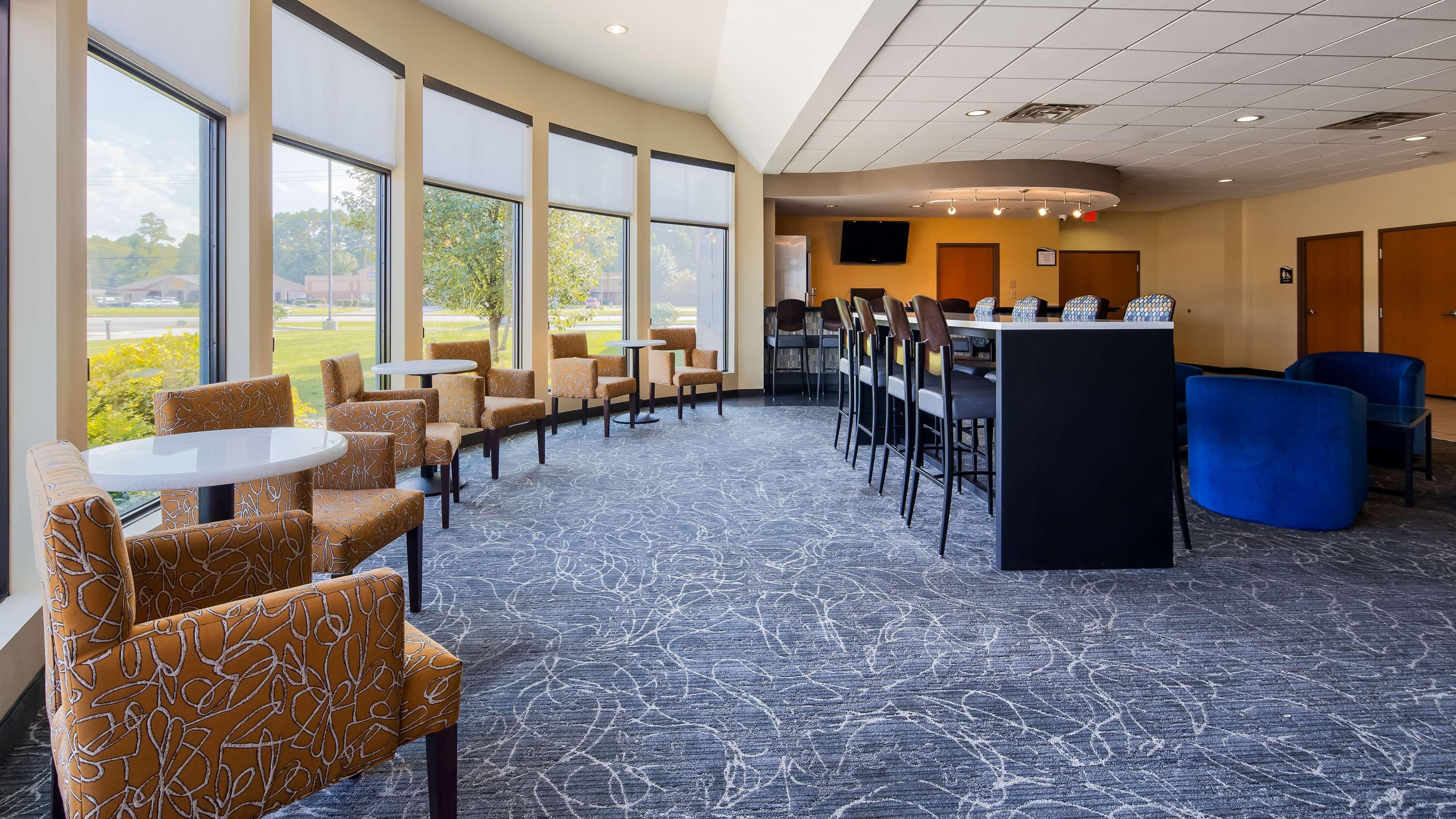 פורטייג' Rodeway Inn מראה חיצוני תמונה