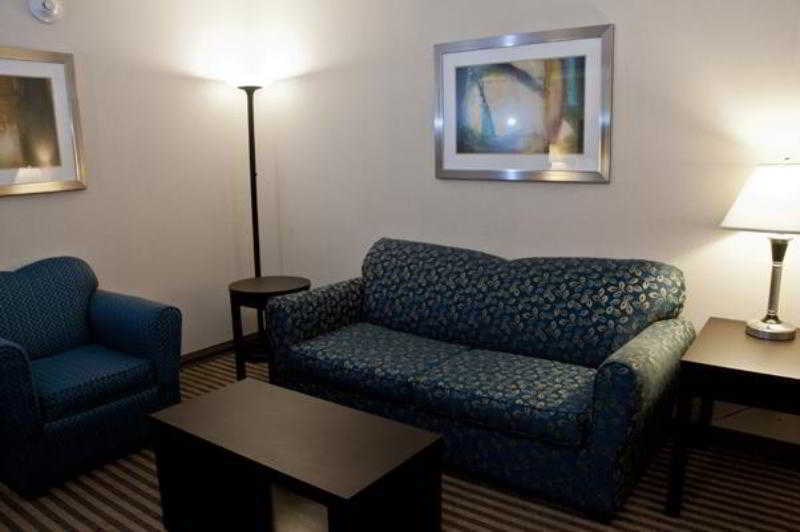 פורטייג' Rodeway Inn חדר תמונה